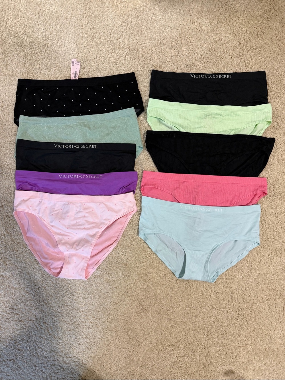 NEW NWT 10 pair Victoria’s Secret/Pink Panties Size: Large